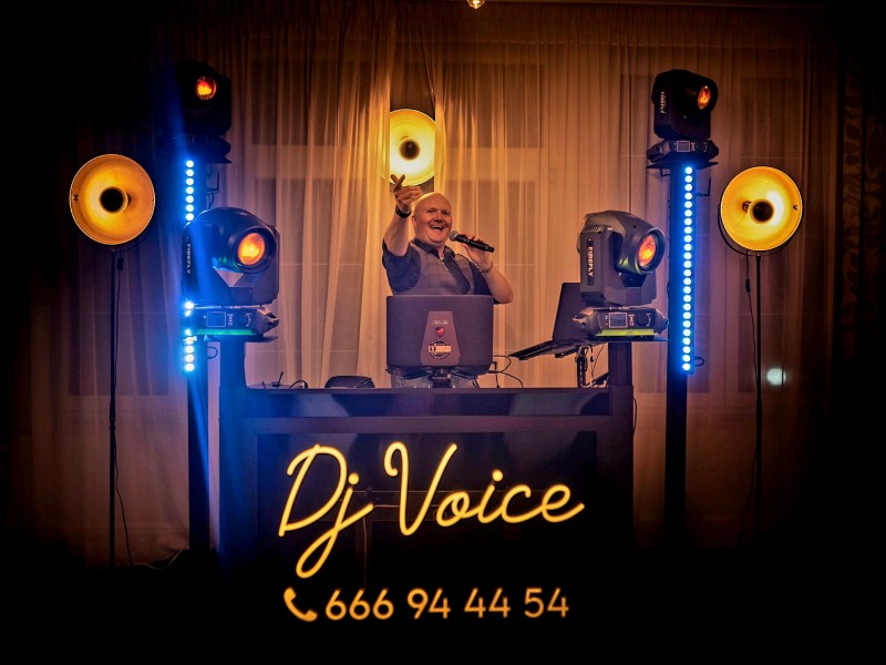 spiewajacy-dj-voice zdjęcie prezentacji gdzie wesele